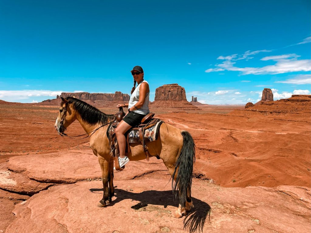 Cha - Monument Valley