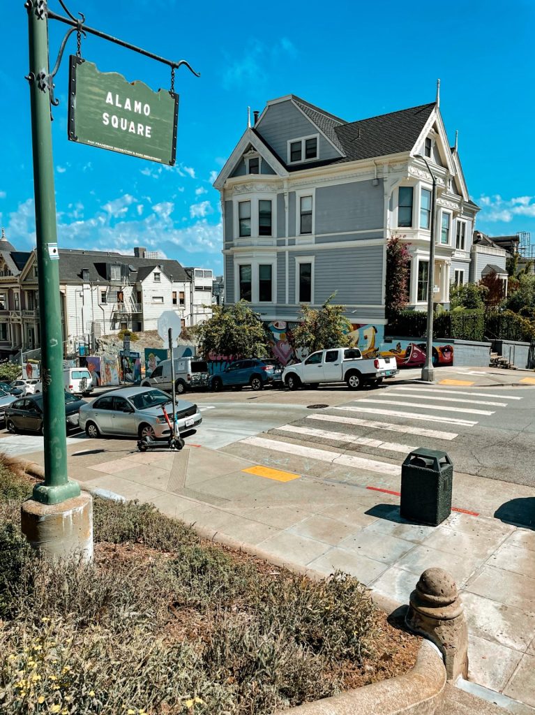 Alamo Square
