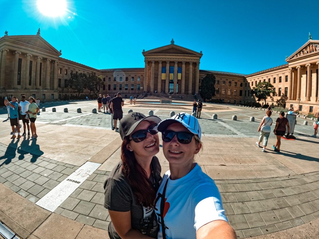 Emy et Cha - Rocky steps