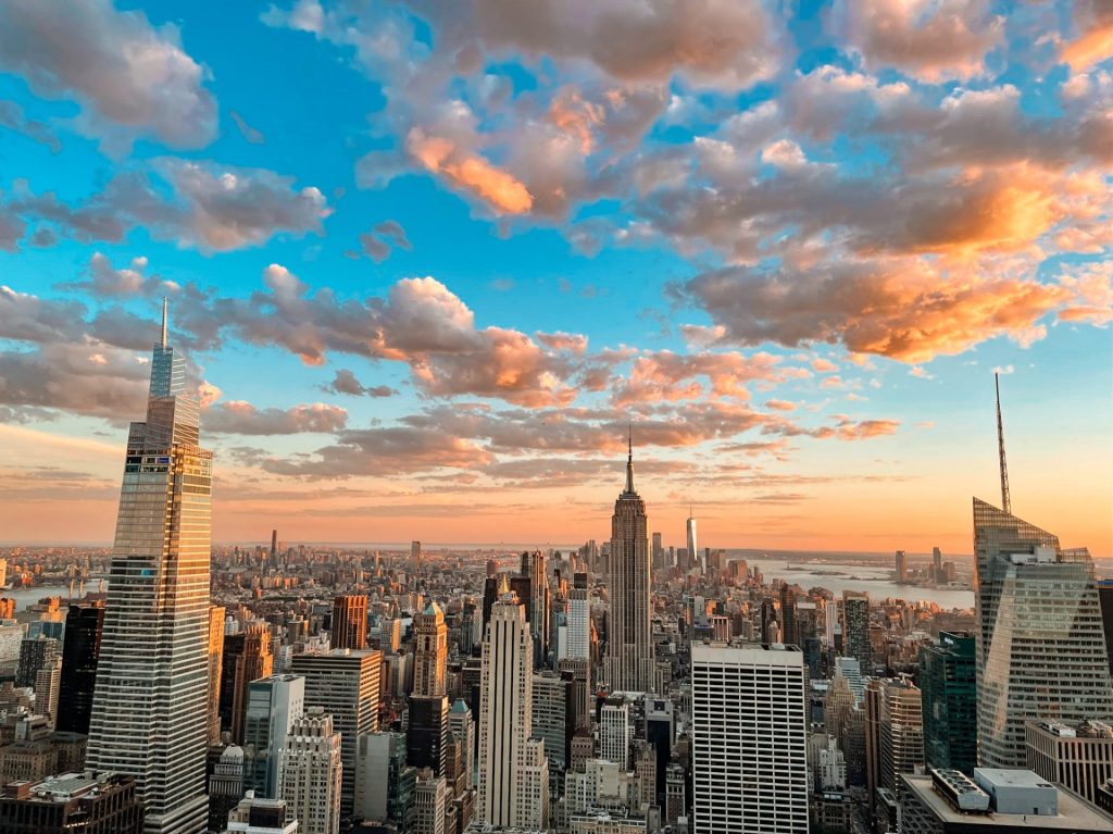 Vue sur l'Empire State Building et le Summit