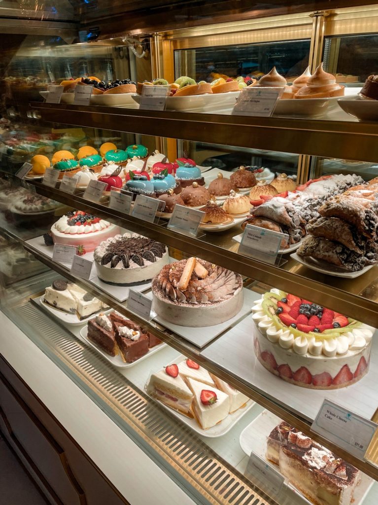 Gateaux vitrine Angelina Bakery