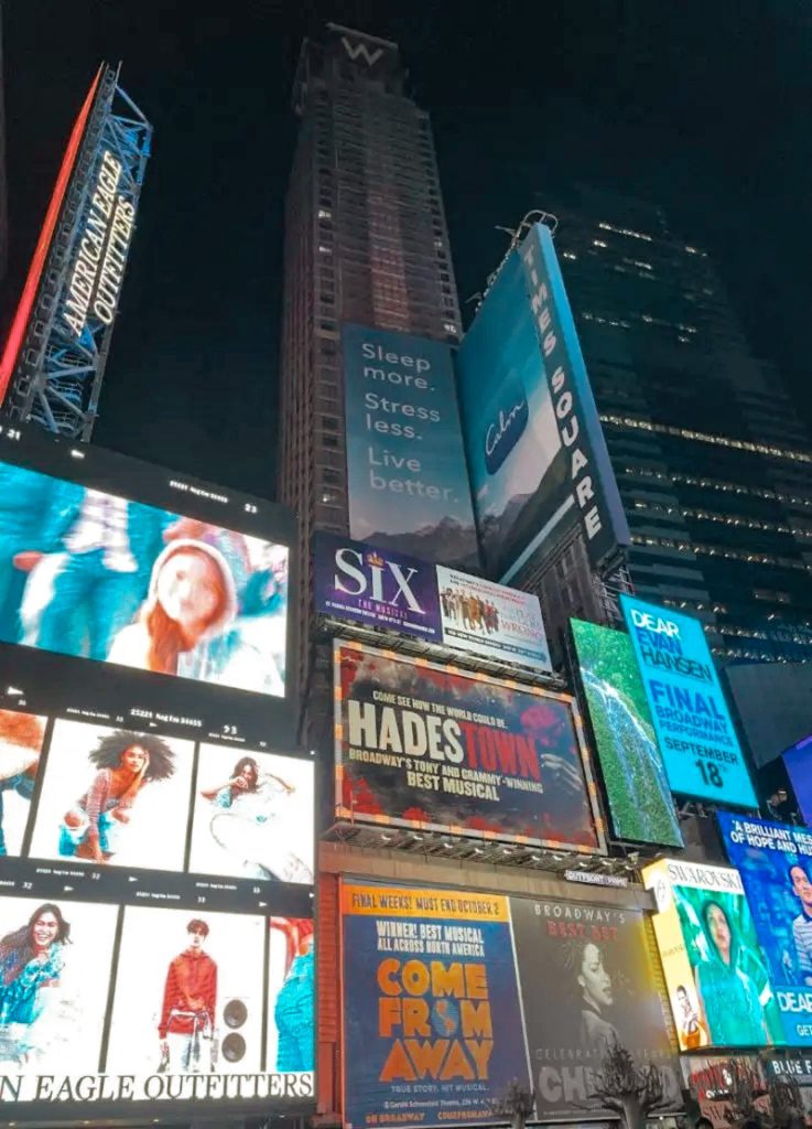Times Square et ses écrans géants