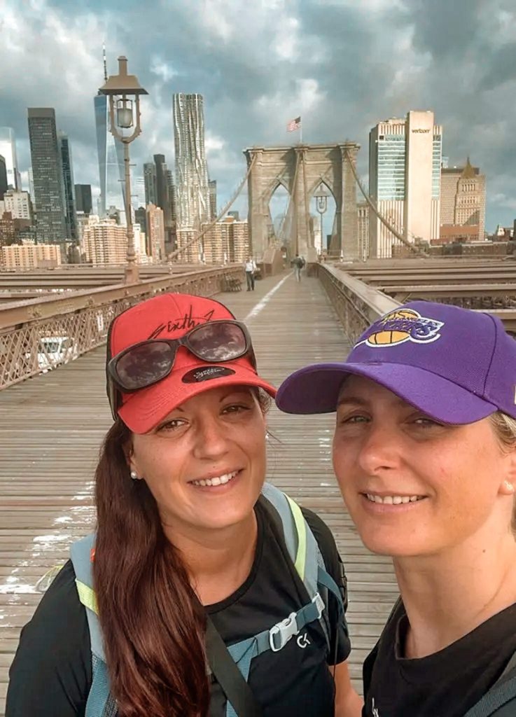 Emy & Cha sur Le Pont de Brooklyn