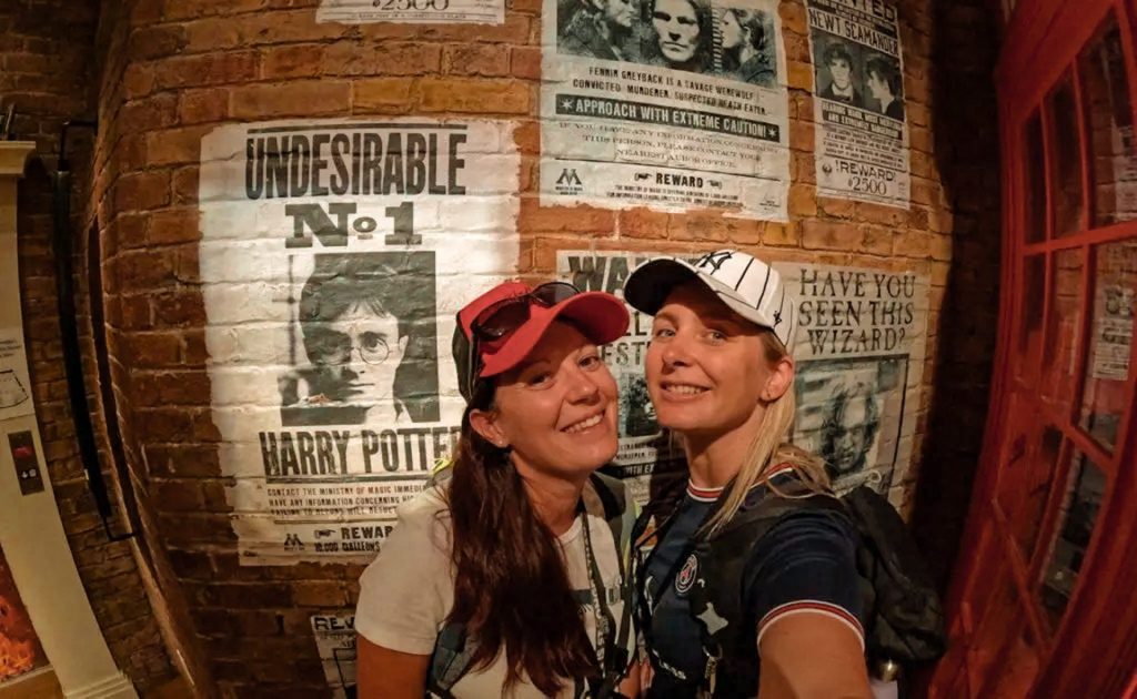 Emy et Cha - Boutique Harry Potter New York