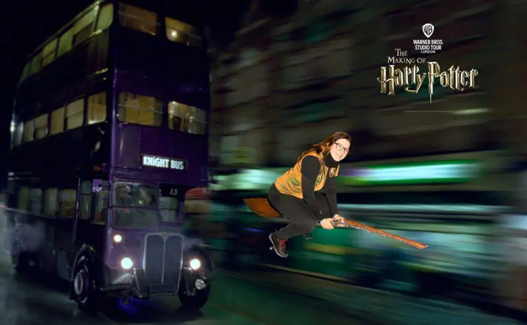 Cha sur son balai - Studios Harry Potter