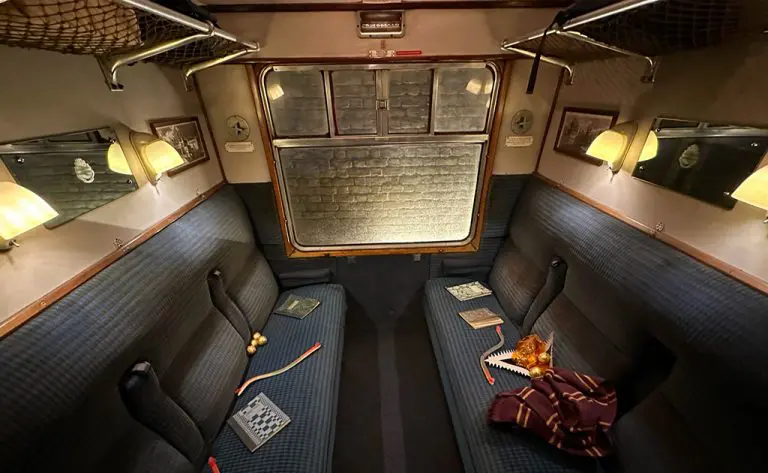 Intérieur Poudlard Express