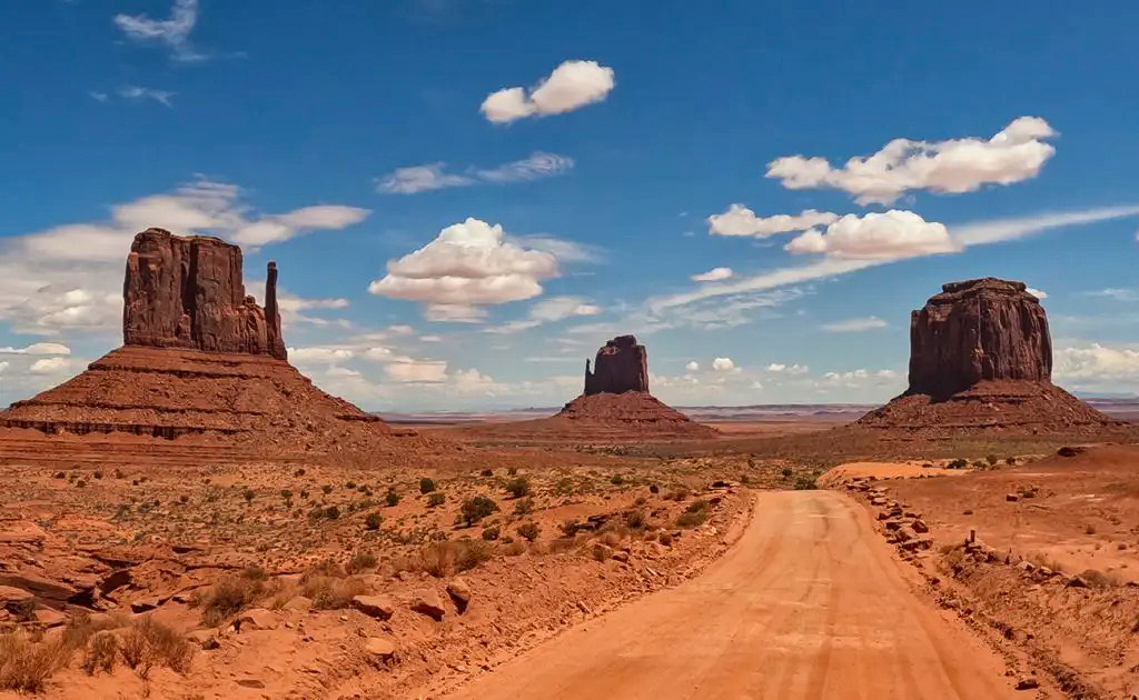 Mitten Buttes et Merrick Butte