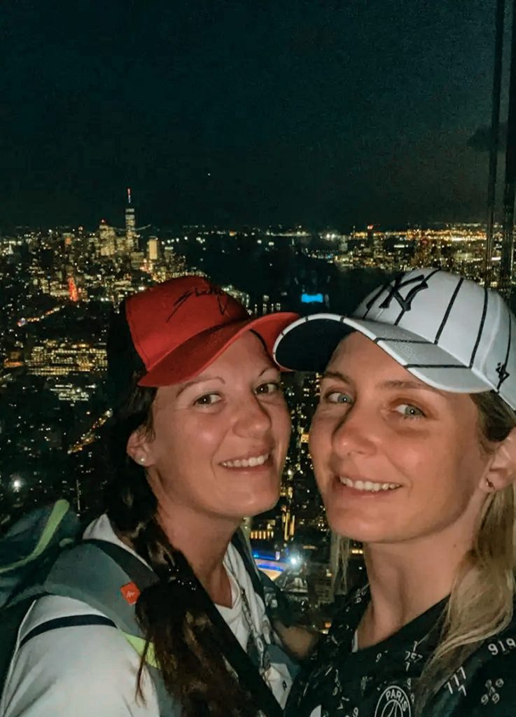 Emy et Cha - The Edge