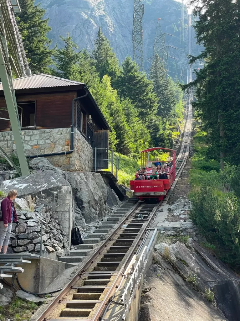Funiculaire - Lac de Gelmersee