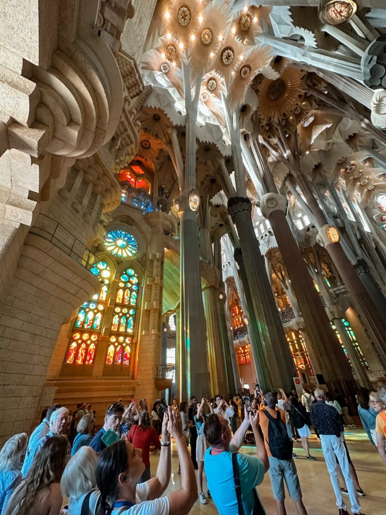 Intérieur de la Sagrada Familia