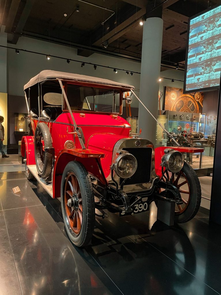Voiture ancienne - Musée d'Edimbourg