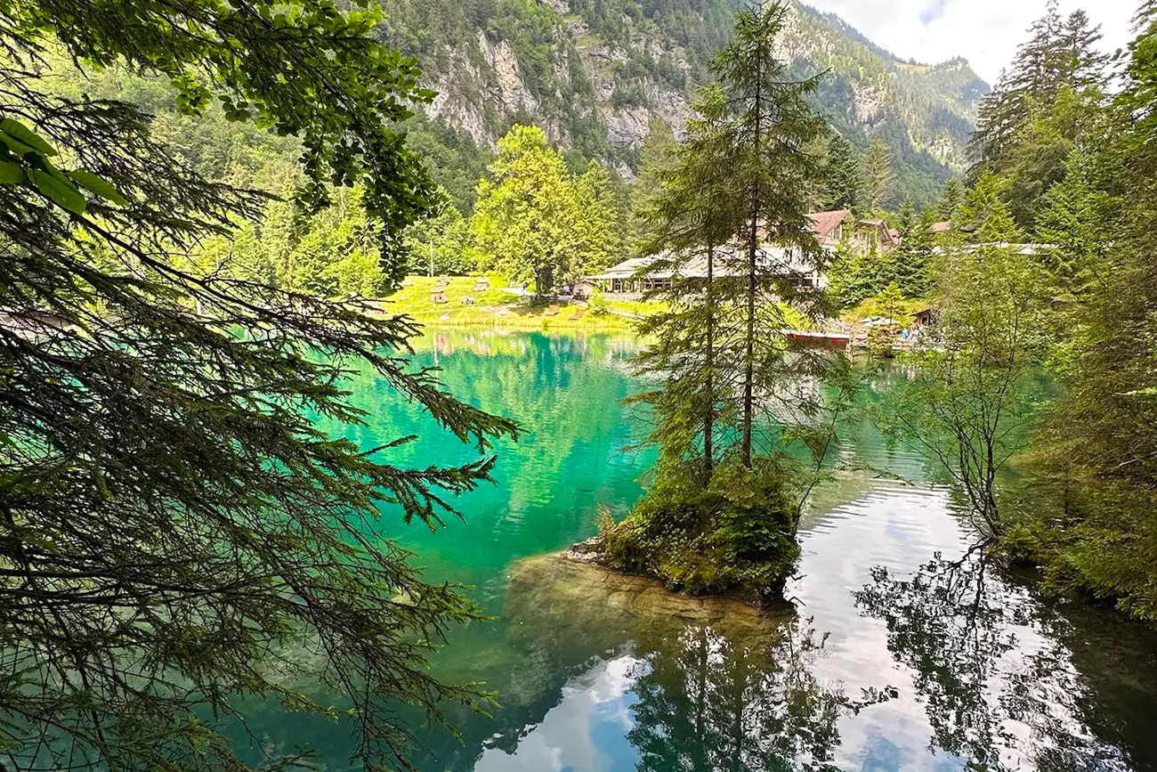 Lac de Blausee - Destination autour du monde