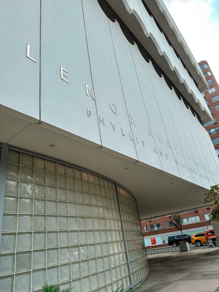 Greenwish Village - Lenox Health - Destination autour du monde