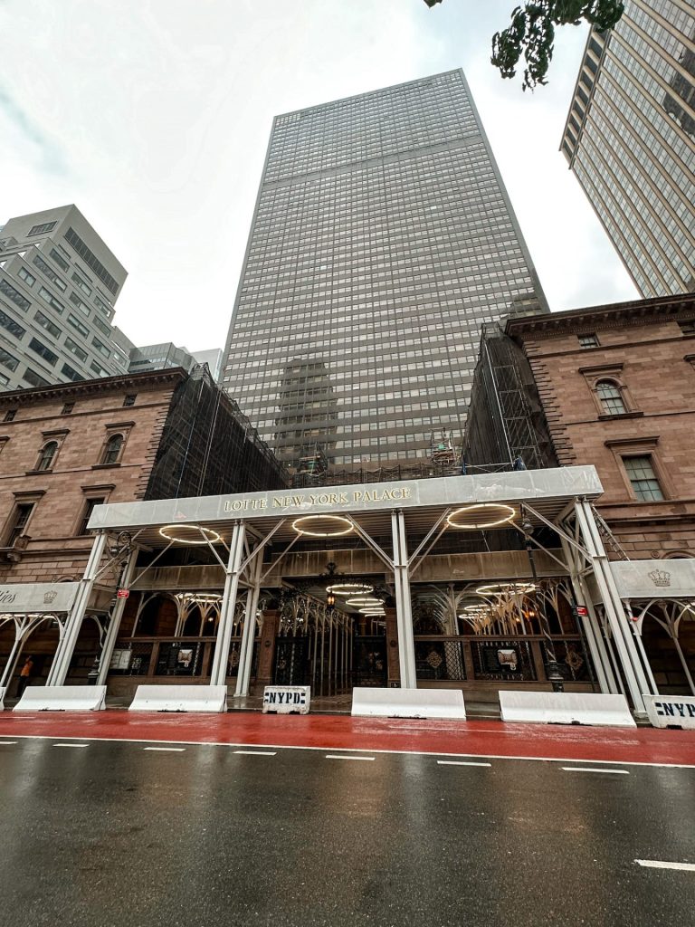 Palace Hotel - Serena Van Der Woodsen